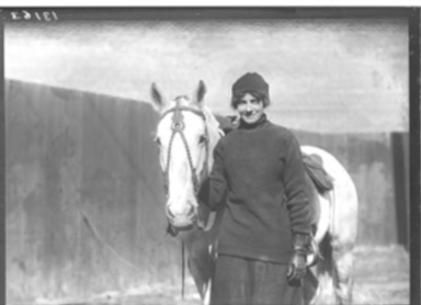 http://SPCRPhotoCollection.wyo.gov:80/MediaManager/srvr?mediafile=/Size2/SPCRACV~3~3/1531/meyers+neg+3144%2C+UNIDENTIFIED+WOMAN+WITH+HORSE.jpg